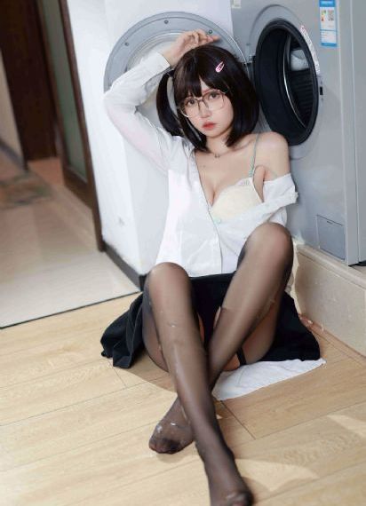 动漫美女动漫在线看