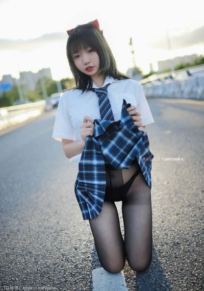 与亲生子伦中文字幕在线